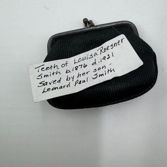 Vintage Leather Worn Coin Purse Tooth Pouch 1900's Era 3" x 2" - Picture 14 of 15